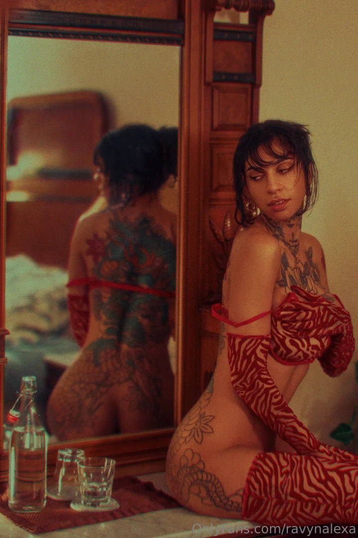 Up three flights of stairs in a decadent victorian home turned airbnb part 18 