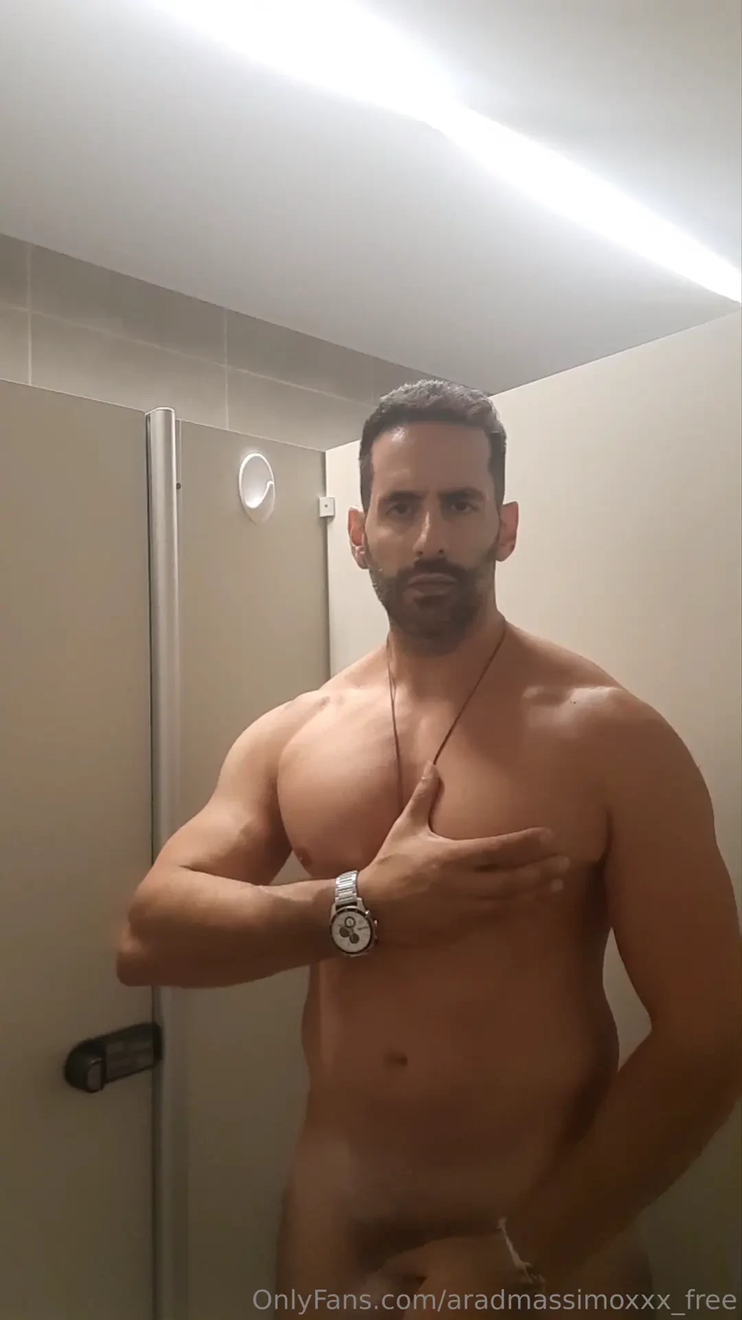 I am always horny after gym is it the muscles swolle sweat or what cum 