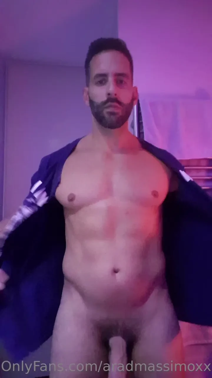 Let s bang 2025 ripping our shirts and showing off our assets 