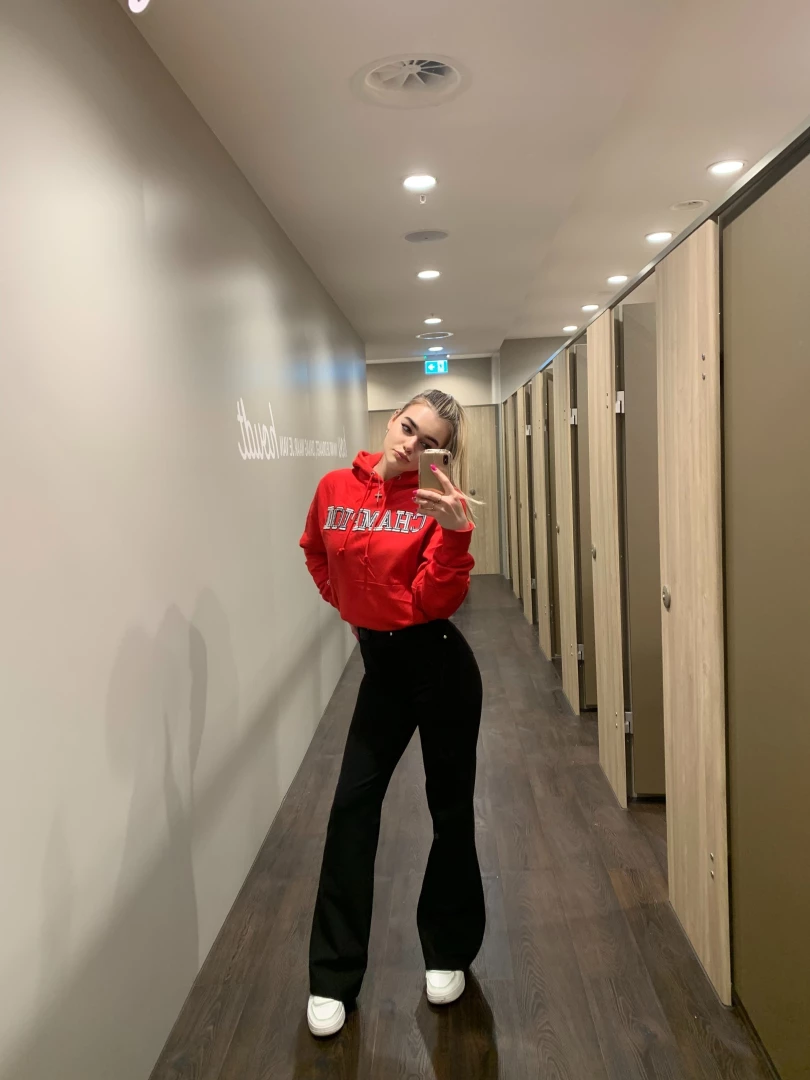 Finding motivation to workout at the gym can be hard but i ve found my 