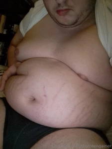 Took some midnight pics and realised how crazy my stretchmarks are part 6