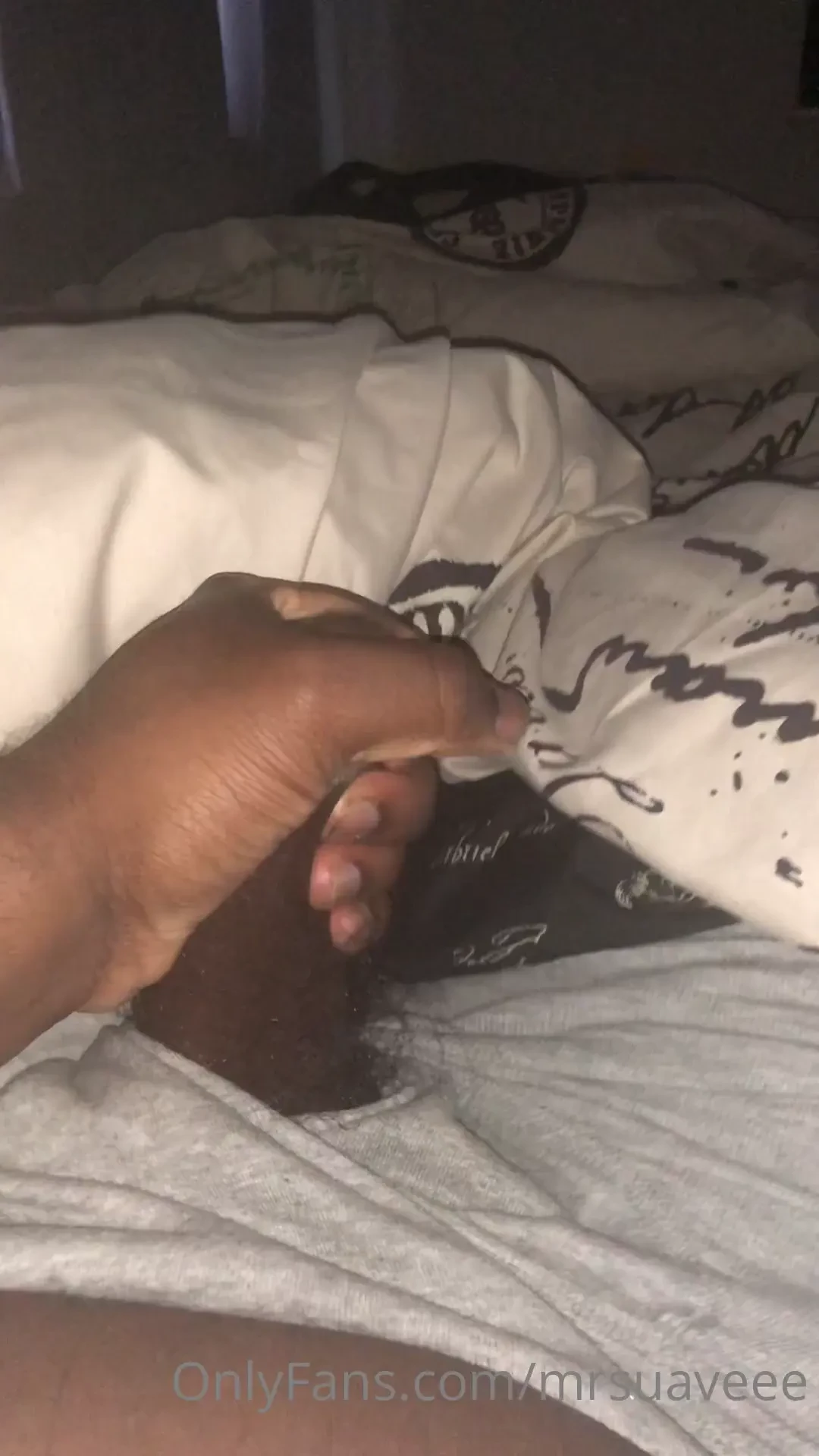 Good morning loves who s trying to help talk daddy through a big fat 