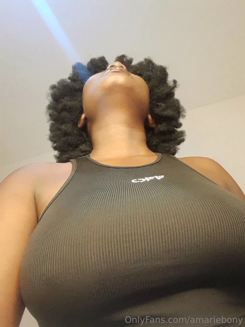 Amariebony 