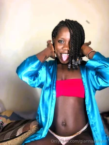 Do you like to be licked look at my tounge and imagine