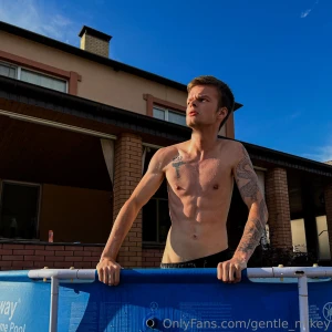 A cold pool in the morning is super refreshing i highly recommend it