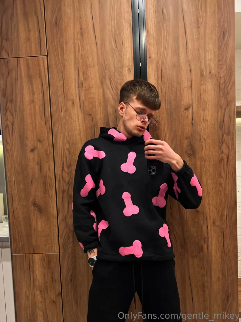 Despite my new hoodie my mood today is awesome really 