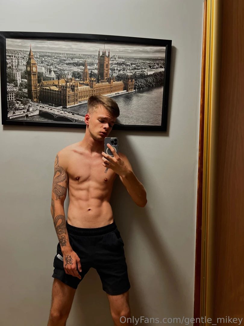 Wishing you a hot friday 