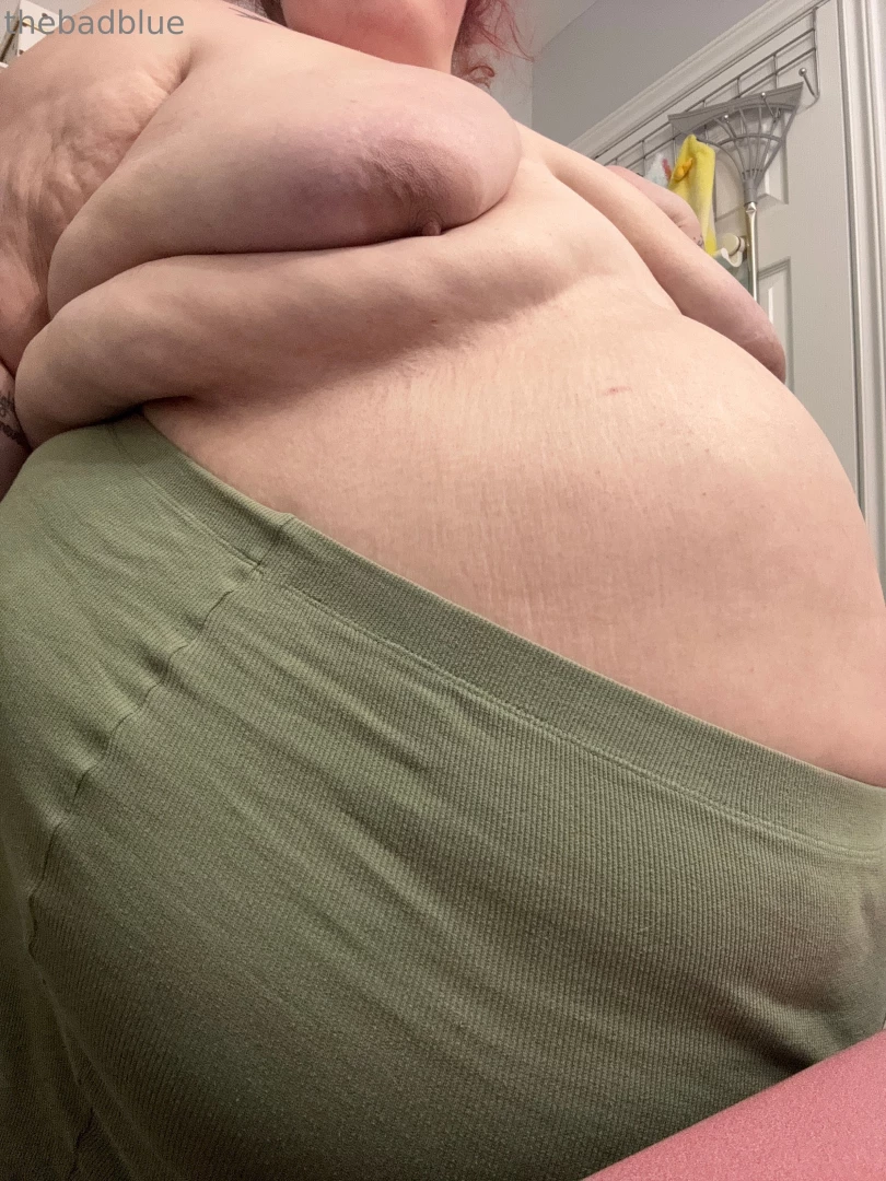 Loving the way my vbo shows in these shorts 