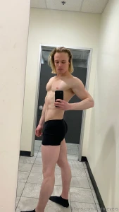 Ass feeling fat after leg day part 3