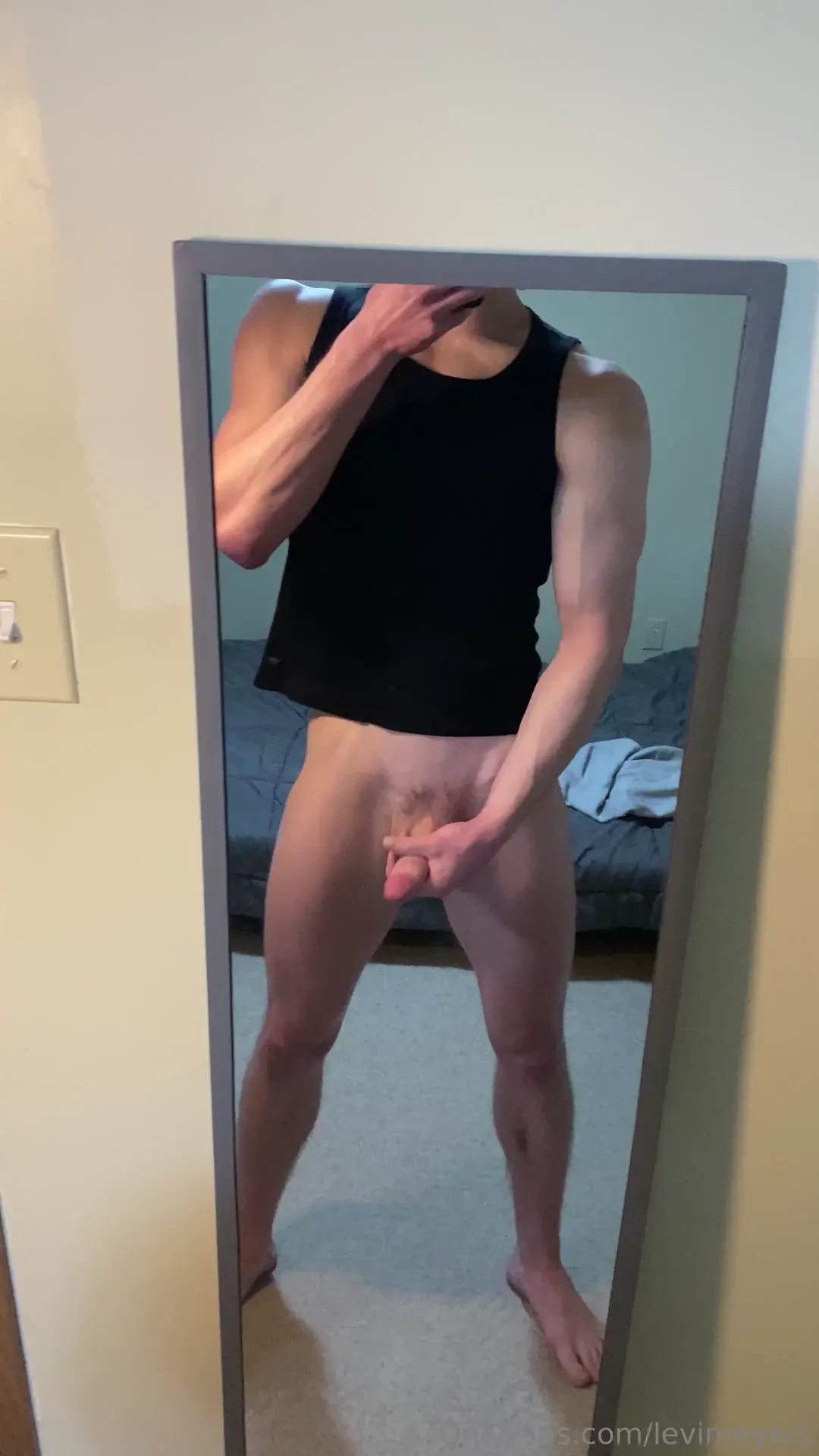 I need a face to cum on 