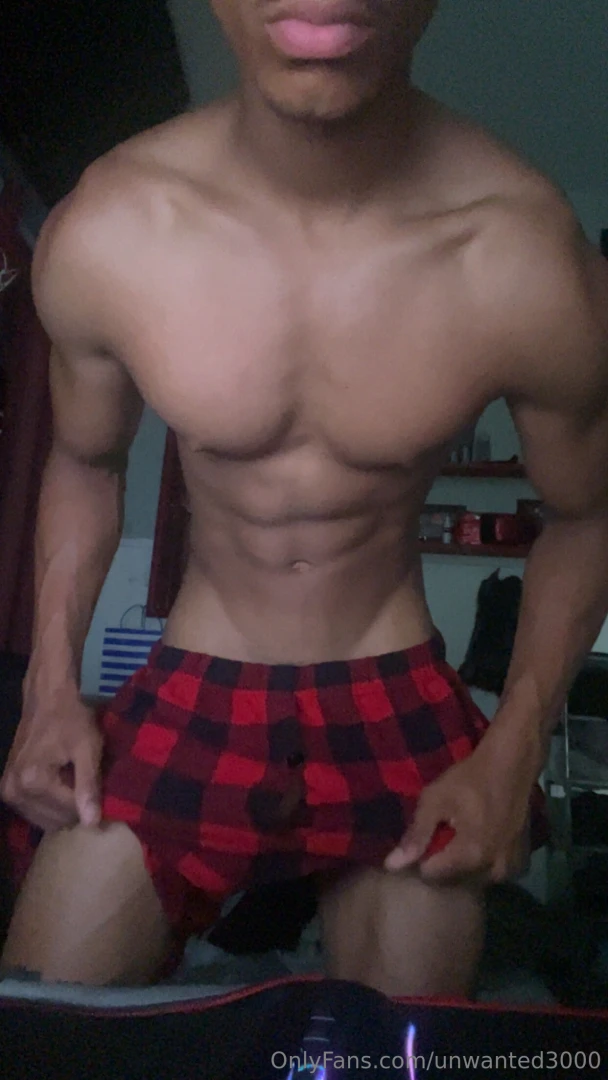 Perfect body wit a big dick 