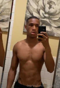 Dayummm idk why i m soo horny right now