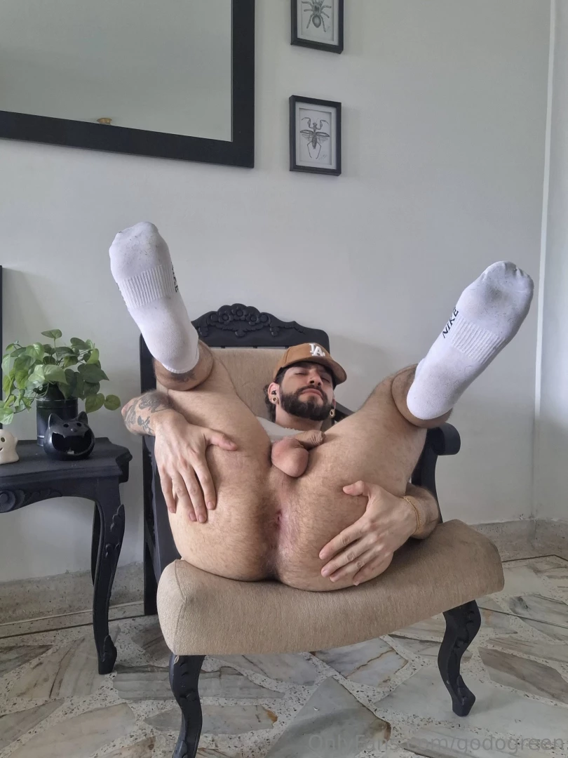 Llegu del gym con la sangre bombeando y oliendo a gimnasio part 3 