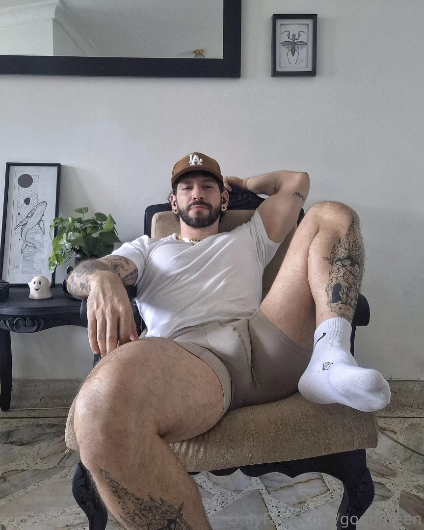 Llegu del gym con la sangre bombeando y oliendo a gimnasio part 1 