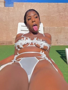 First person to tip 15 will get 150 worth of content