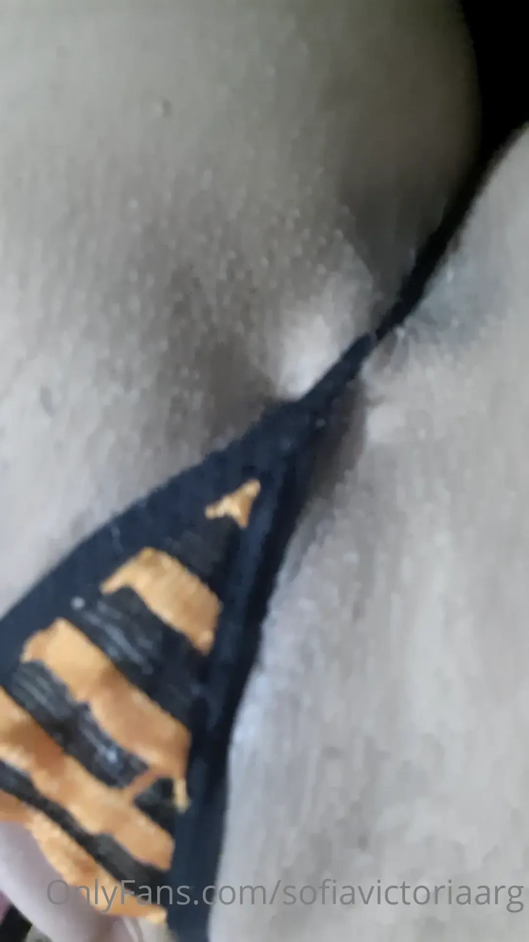 Hola bebes les dejo mas de mi contenido 