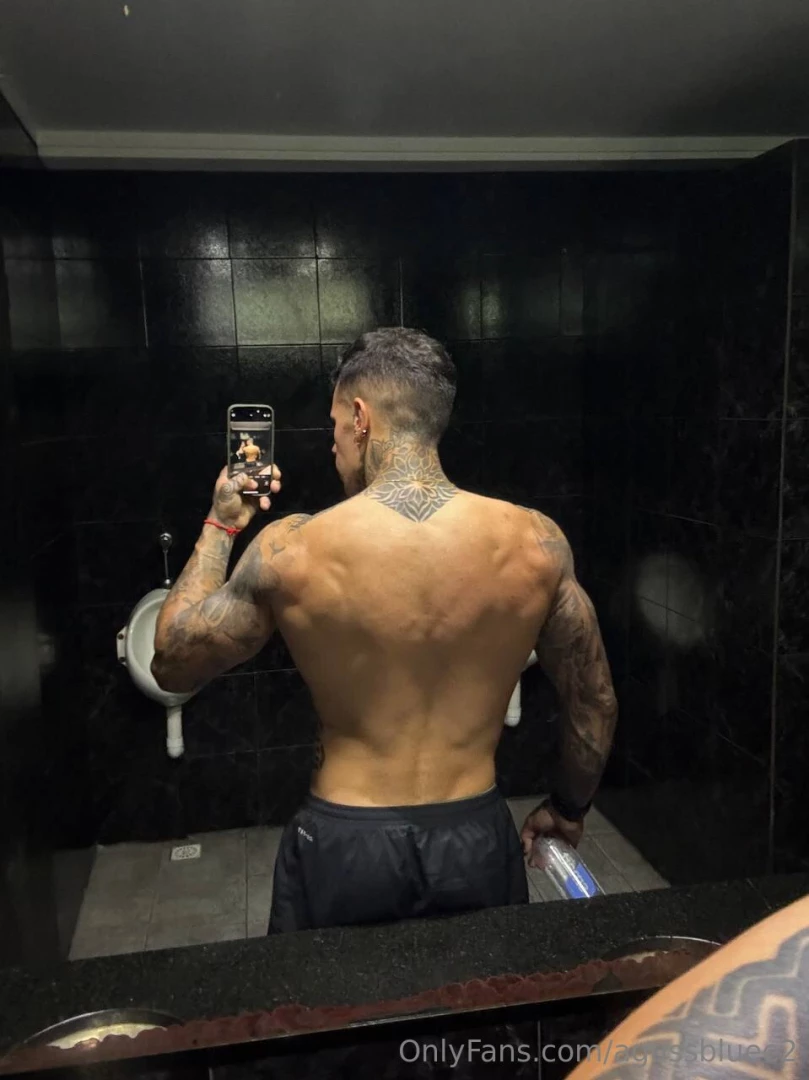 Alexxx_9 alexxx_9 