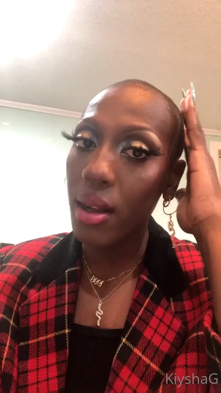 Just now posting my new year look was alittle insecure about cutting 