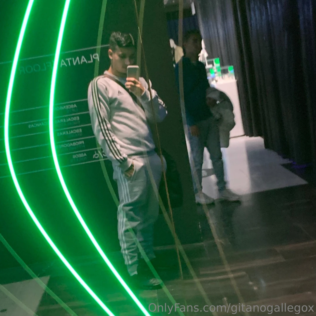 Me lo llevo a mi casa a darle rabo despu s de dejar a su novia de part 1 