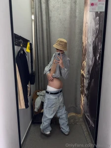 The fitting room a selfie sanctuary part 1