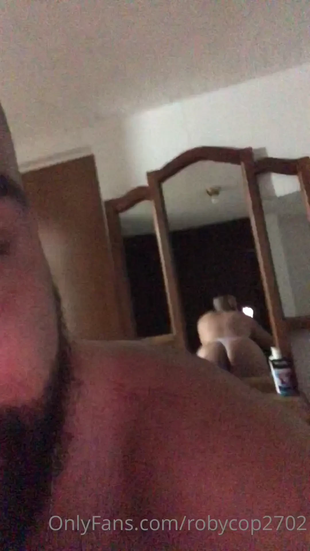 Escucha el audio y resp ndeme en los comentarios papi im a slut 