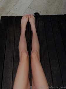 My feet decided to be the stars of the frame today and guess what they