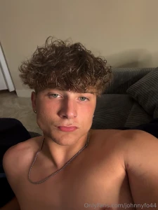 Sometimes i cant stop thinking about how hot it would be to absolutely