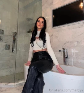 Made you look part 235