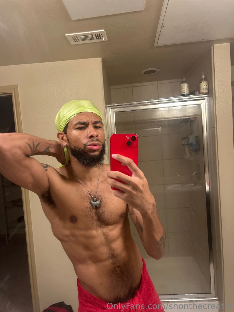 Happy go skateboarding day like and subscribe below onlyfans com 