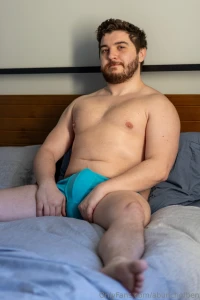 Did a little photo shoot because the lighting was nice got a cum video part 2