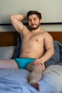 Did a little photo shoot because the lighting was nice got a cum video