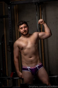 Did myself a little photoshoot this evening part 2