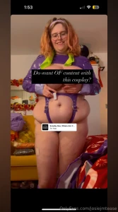 Do want pvc daphne scooby doo cosplay content just waiting for the wig