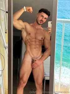 Te gustan mis grandes brazos do you like my big arms