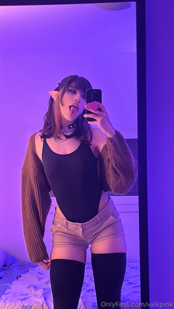 Your elf gf is ready for you to take her what do you think of this part 3 