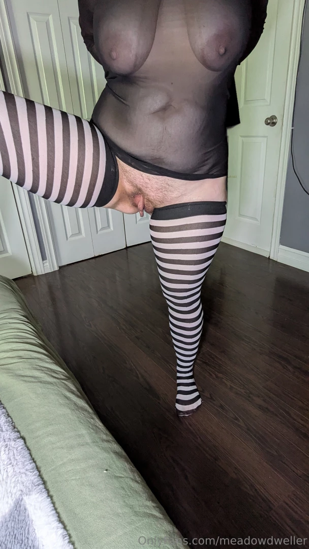 Just trying on a sexy outfit and feeling so sexy and horny should i part 3 