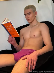 The story is hot but i m hotter part 1