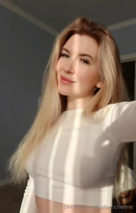 Free subs this week only mollycry let her unique charm make your heart part 751