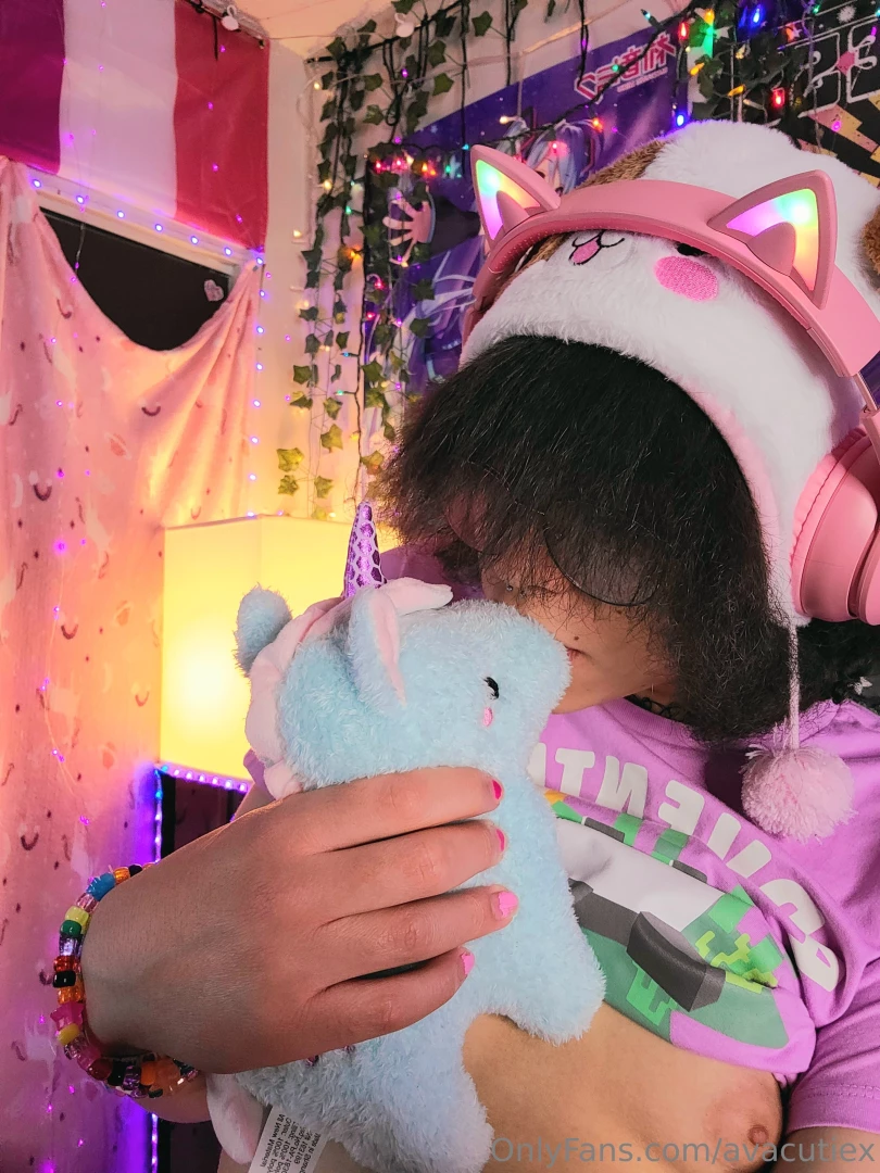 I got another unicorn a little bit ago her name is sedna after the 