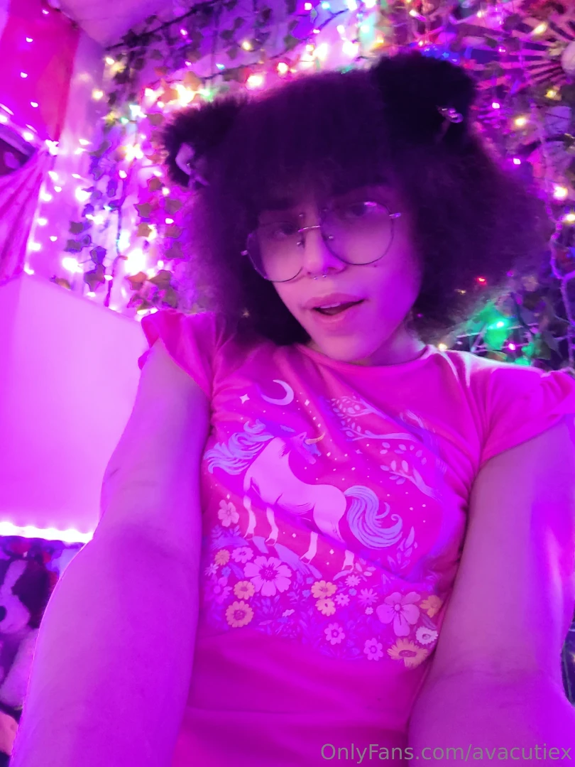 You like my unicorn shirt better on or off daddy like i really really 