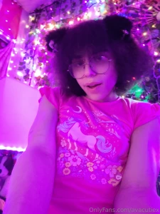 You like my unicorn shirt better on or off daddy like i really really