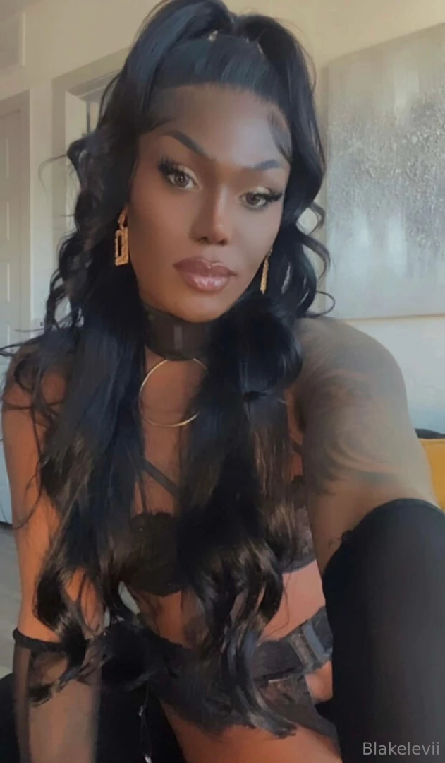 I want all eyes on me and if i catch you looking at anything else you 