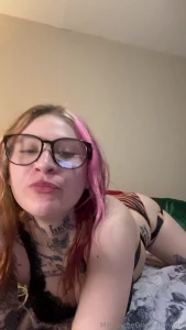 Here s some lil random clips u can jerk off to lol part 3