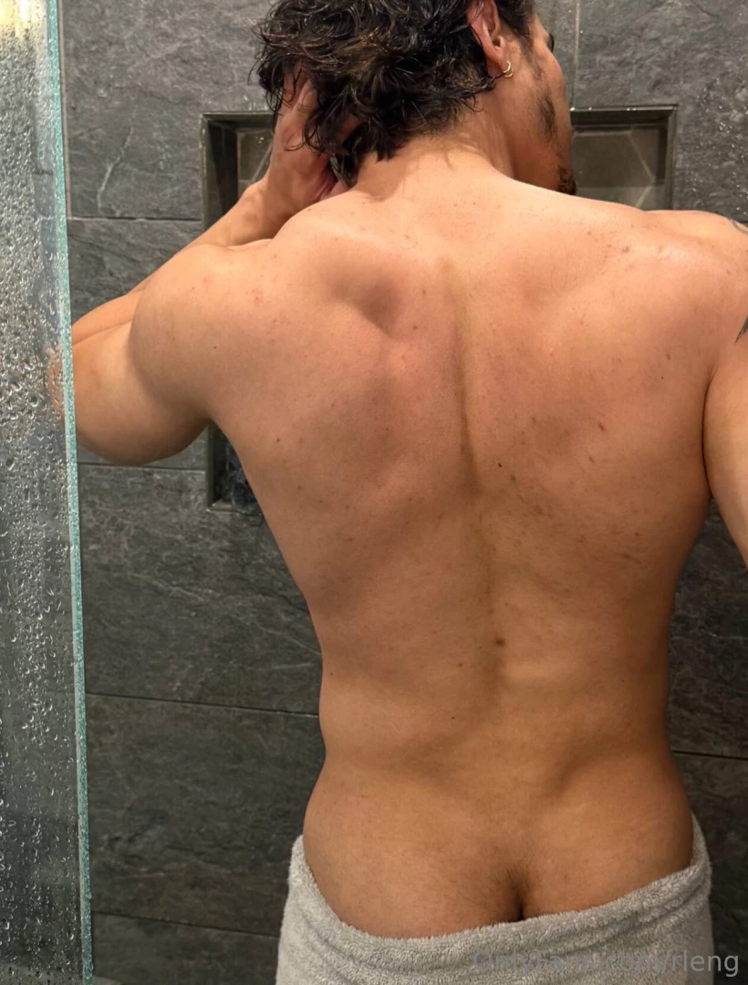 Pecteaser welcome to my exclusive world i m a fun-loving fitness 