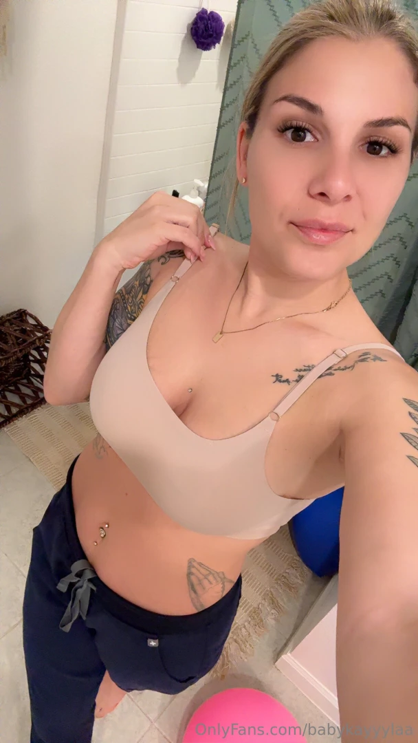 Squeeze my titties like a lemon 