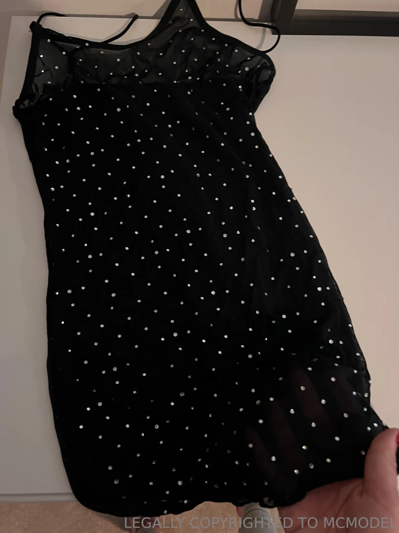 Which dress should i wear for you tomorrow 