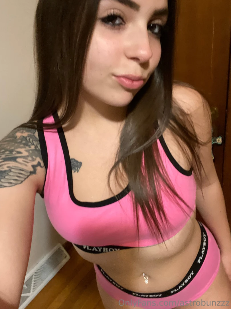 New package deal playboy home photoshoot 50 teaser pics non nude for part 1 