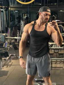 Put in the work now i m ready to play you spotting me or watching