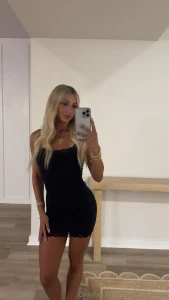 I feel like being your favorite distraction tonight