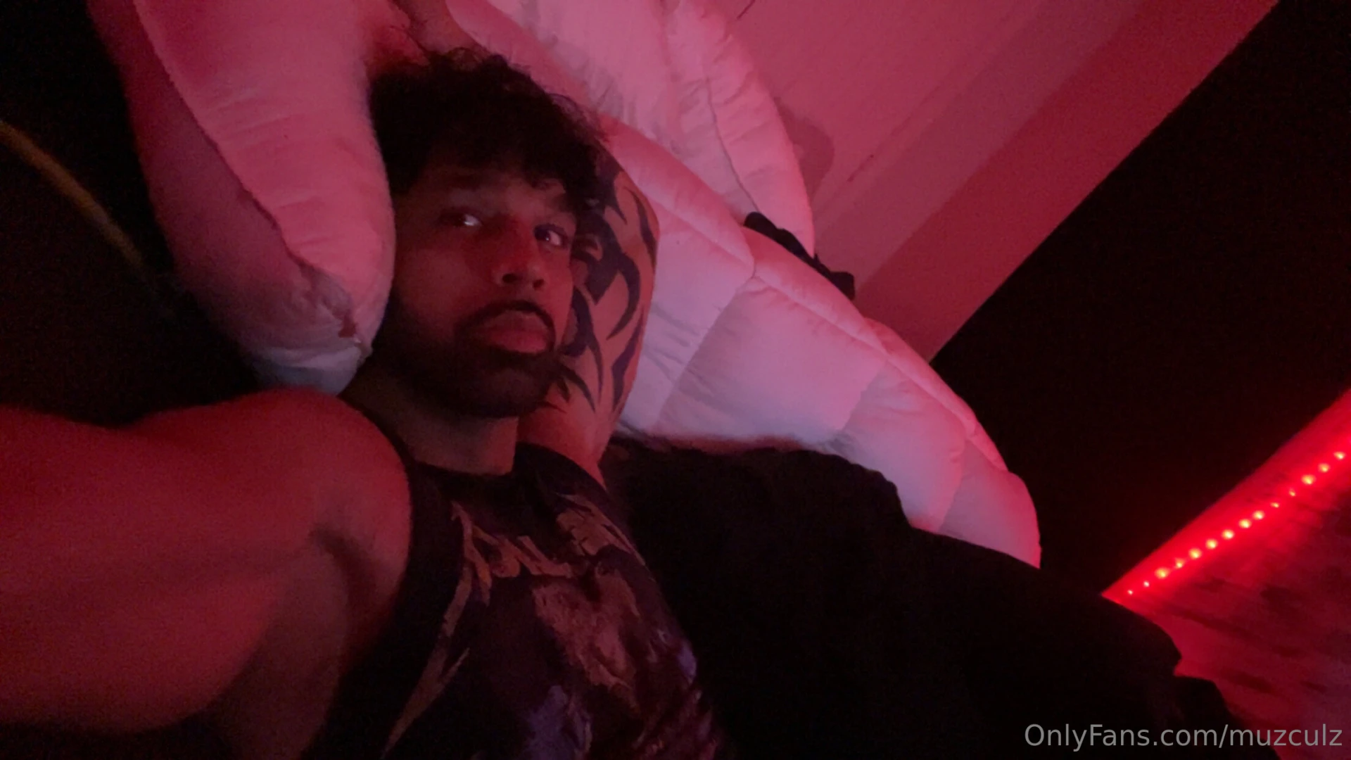 Welcome to the red room over the lap you go 